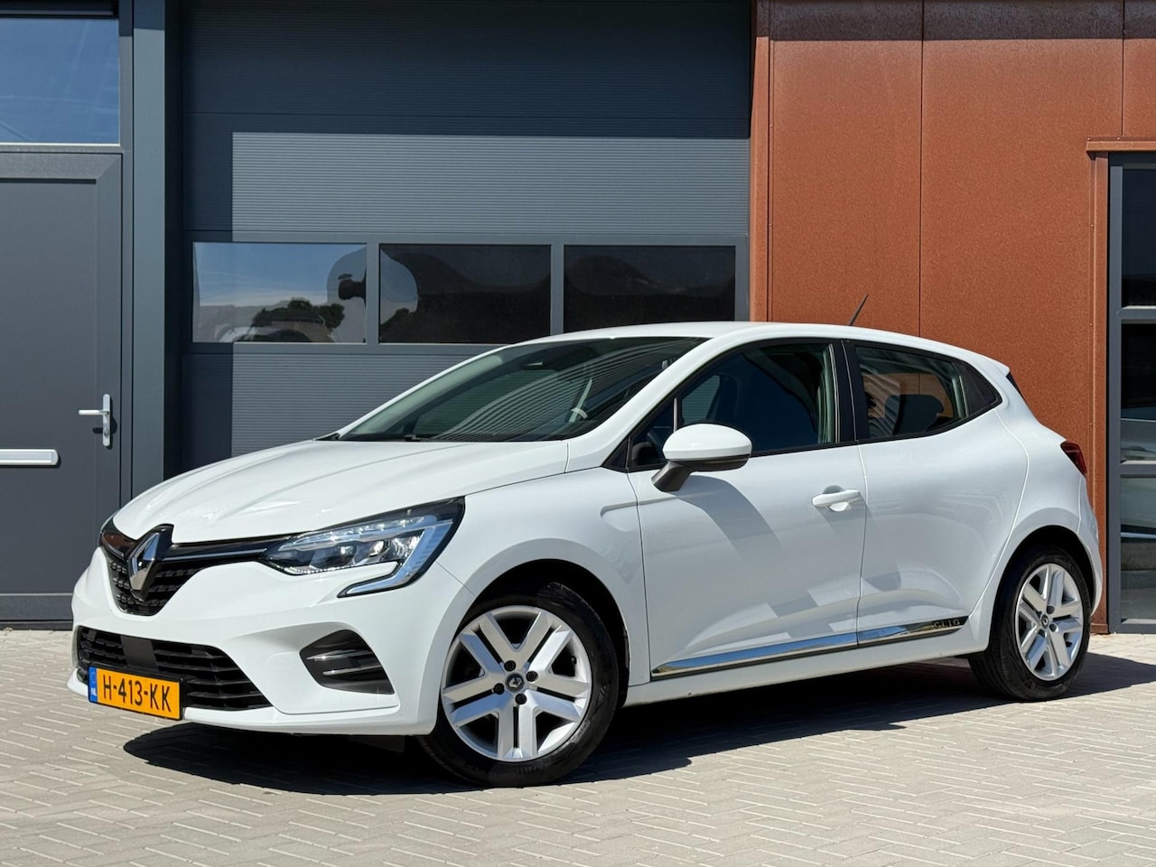 Renault Clio - 1.0 TCe Zen | NAVI | CarPlay | Dealer | DAB | PDC | Stuurbediening | Cruise | USB - AutoWereld.nl