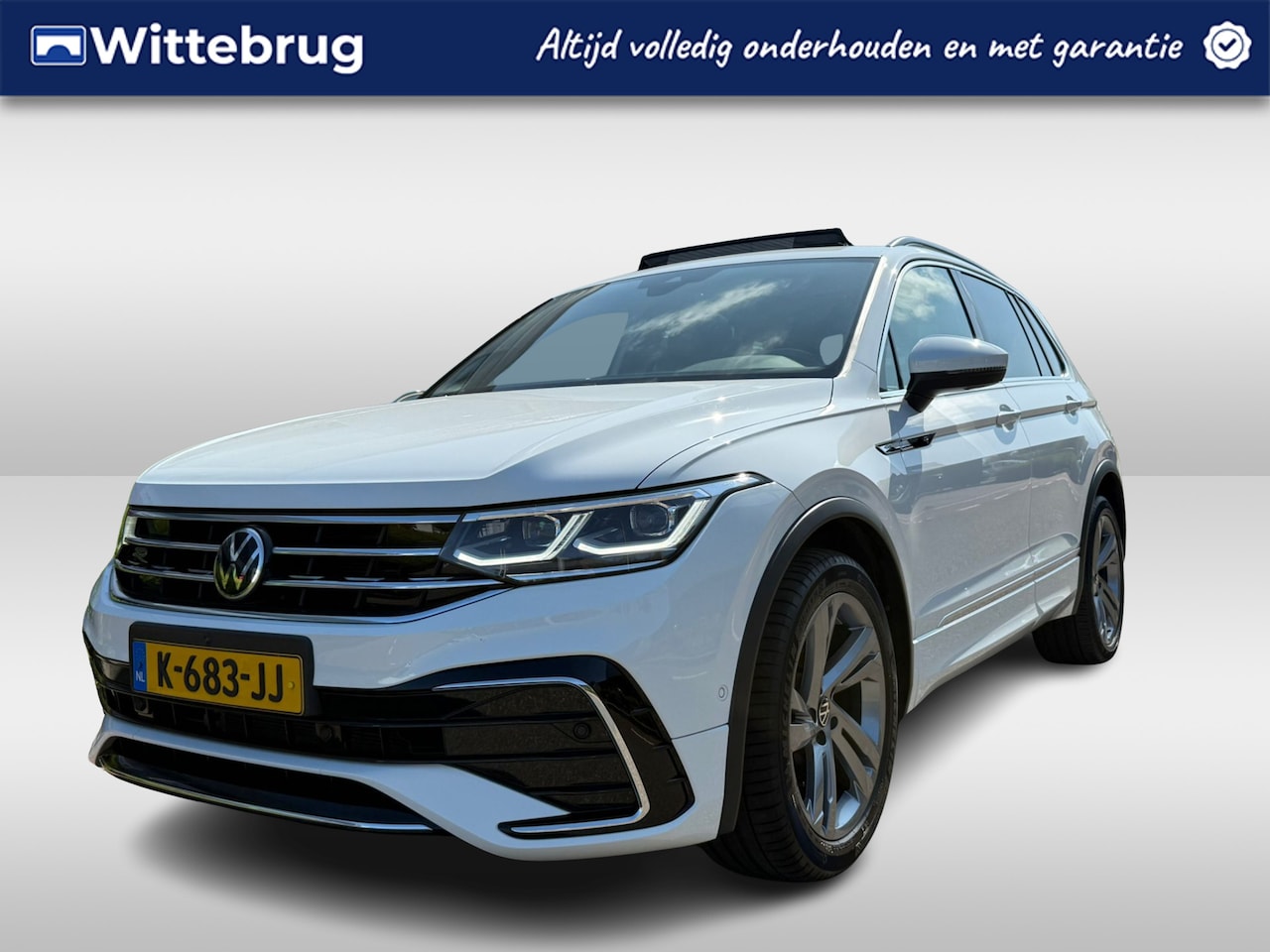 Volkswagen Tiguan - 1.5 TSI 150pk DSG R-Line / Panoramadak / Digitale Cockpit / 19" LMV  / IQ LED Matrix / Nav - AutoWereld.nl