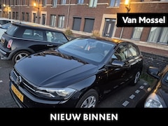 Volkswagen Polo - 1.0 TSI Comfortline | Airco | Navigatie | Parkeersensoren Voor & Achter | App Connect