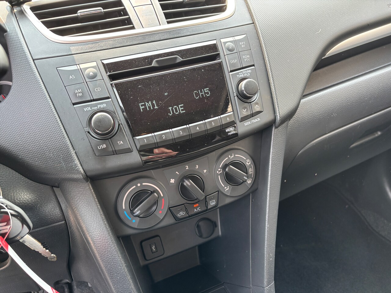 Suzuki Swift - 1.2 Comfort EASSS | Org-NL auto. Stoelverw. 17inch Lm. Airco. Dealer ondh