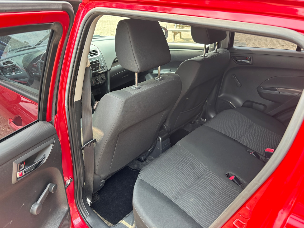 Suzuki Swift - 1.2 Comfort EASSS | Org-NL auto. Stoelverw. 17inch Lm. Airco. Dealer ondh