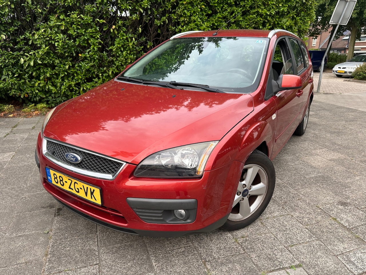 Ford Focus Wagon - MET CRUISE CONT, AIRCO, & APK TOT 11-10-2025 - AutoWereld.nl