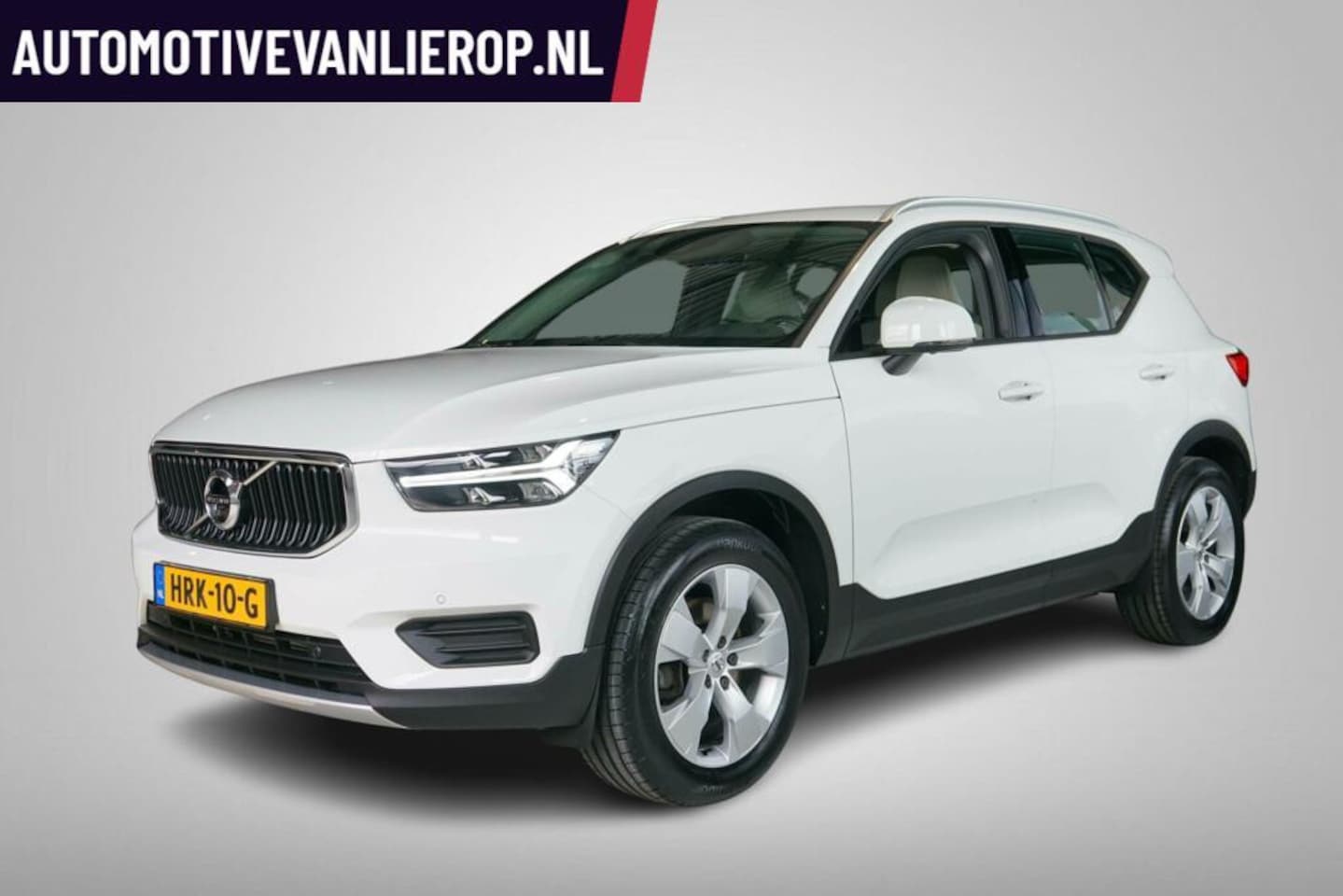 Volvo XC40 - 2.0 T5 AWD Momentum 2.0 T5 AWD Momentum - AutoWereld.nl