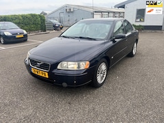 Volvo S60 - 2.4 Summum
