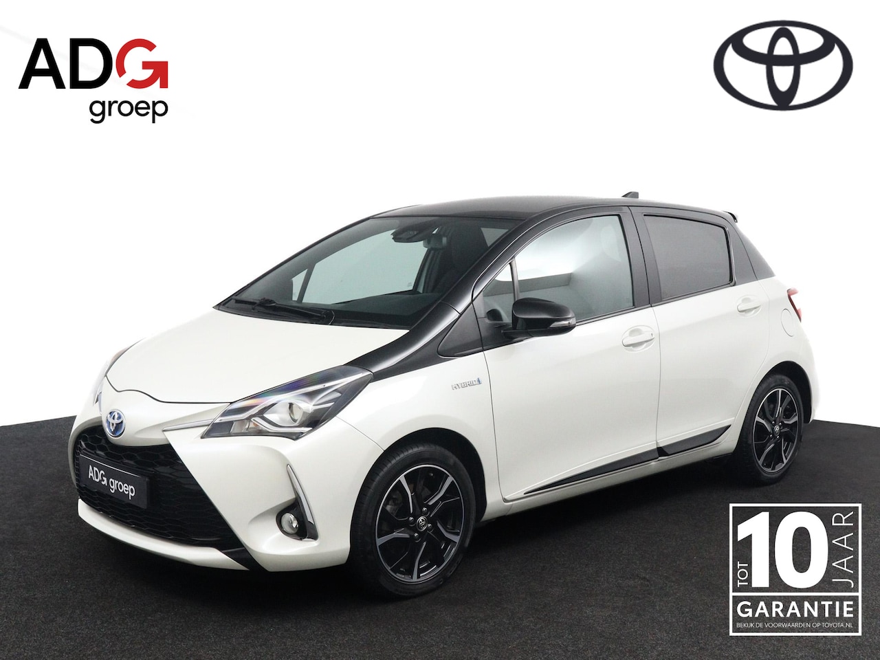 Toyota Yaris - 1.5 Hybrid Bi-Tone | Keyless Entry | Cruise Control | Stoelverwarming | - AutoWereld.nl
