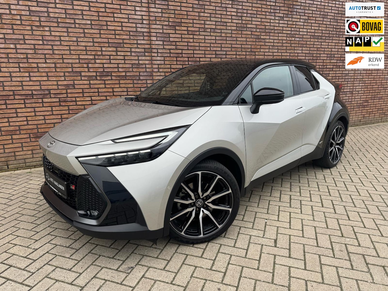 Toyota C-HR - 2.0 Hybrid 200 GR SPORT Première Edition - Ful option - AutoWereld.nl