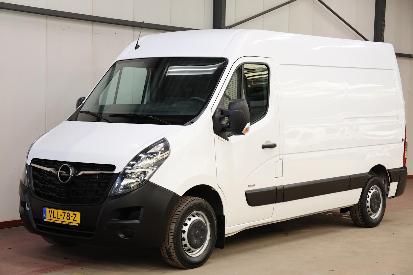 Opel Movano - 2.3 Turbo 180PK L2H2 AUTOMAAT - AutoWereld.nl