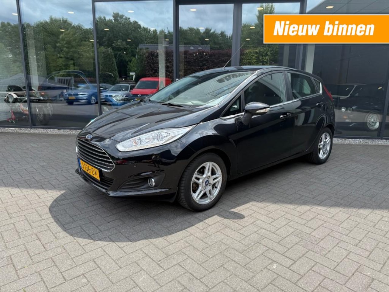 Ford Fiesta - 1.0 EcoB. 100pk,Keyless,Climate,Stoelverw,PDC,LMV, Riem v.v. - AutoWereld.nl