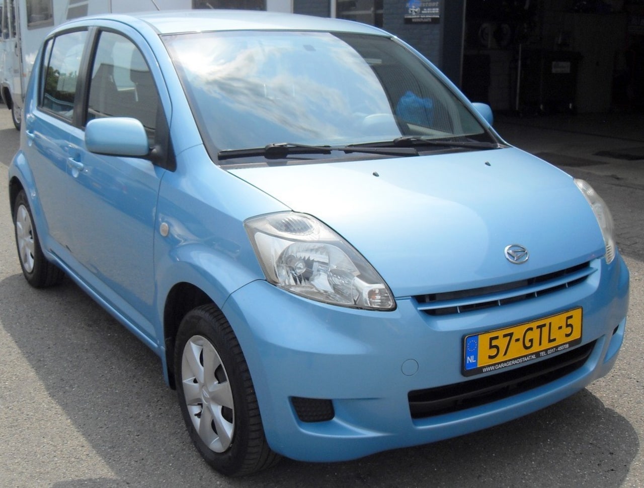 Daihatsu Sirion - 1.0 12V Premium airco - AutoWereld.nl