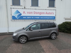 Volkswagen Touran - 1.4 TSI HIGHLINE 7P, Leer, Navi, PDC, Trhaak