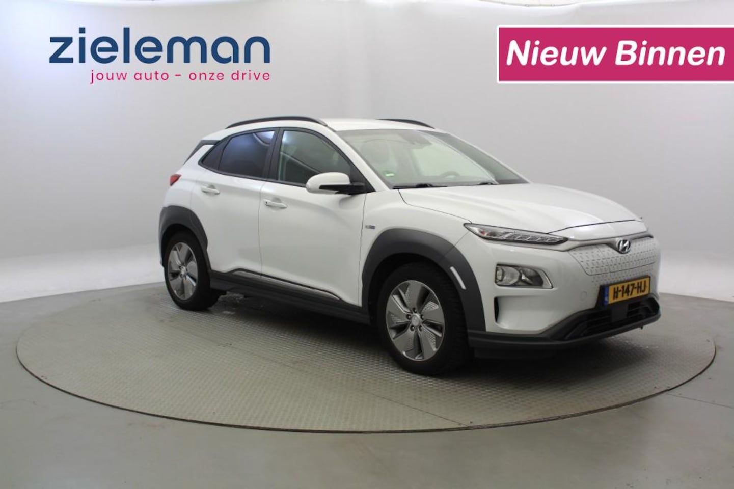 Hyundai Kona Electric - Fashion 64 kWh - Carplay, Camera, Cruise, SOH 90% - AutoWereld.nl