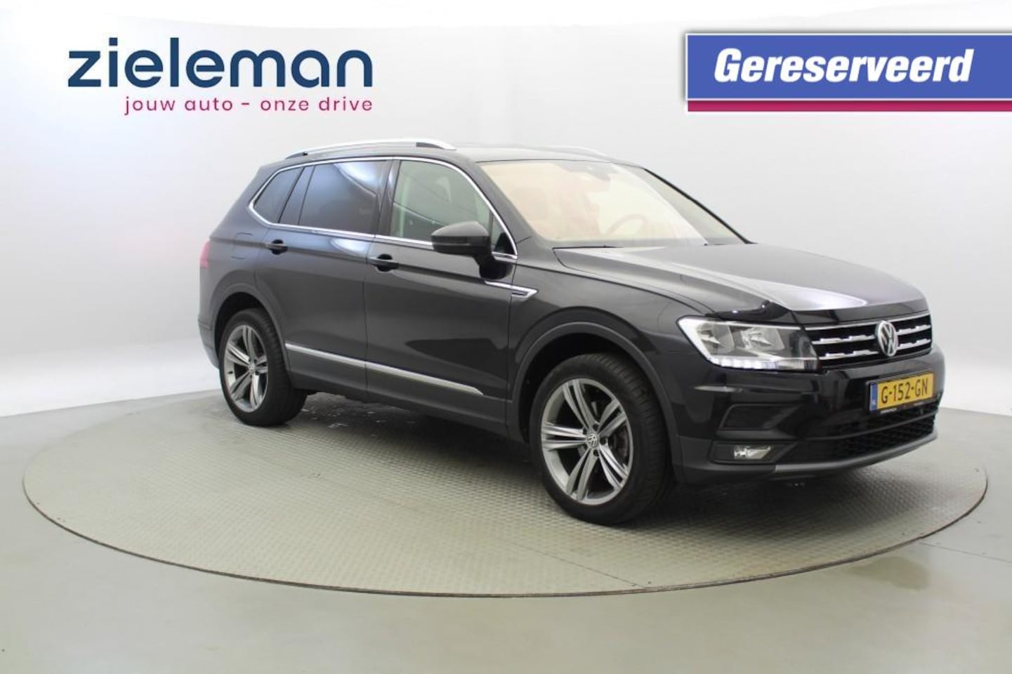 Volkswagen Tiguan - 1.5 TSI Comfortline Business Automaat GERESERVEERD!!! - AutoWereld.nl