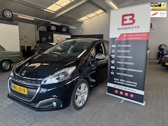 Peugeot 208 - 1.2 PureTech -Style-Panoramadak-Cruise