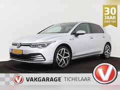 Volkswagen Golf - 1.5 TSI Style | Org NL | Sportstoelen | Camera | CarPlay | Digital Cockpit | LED | Blind S