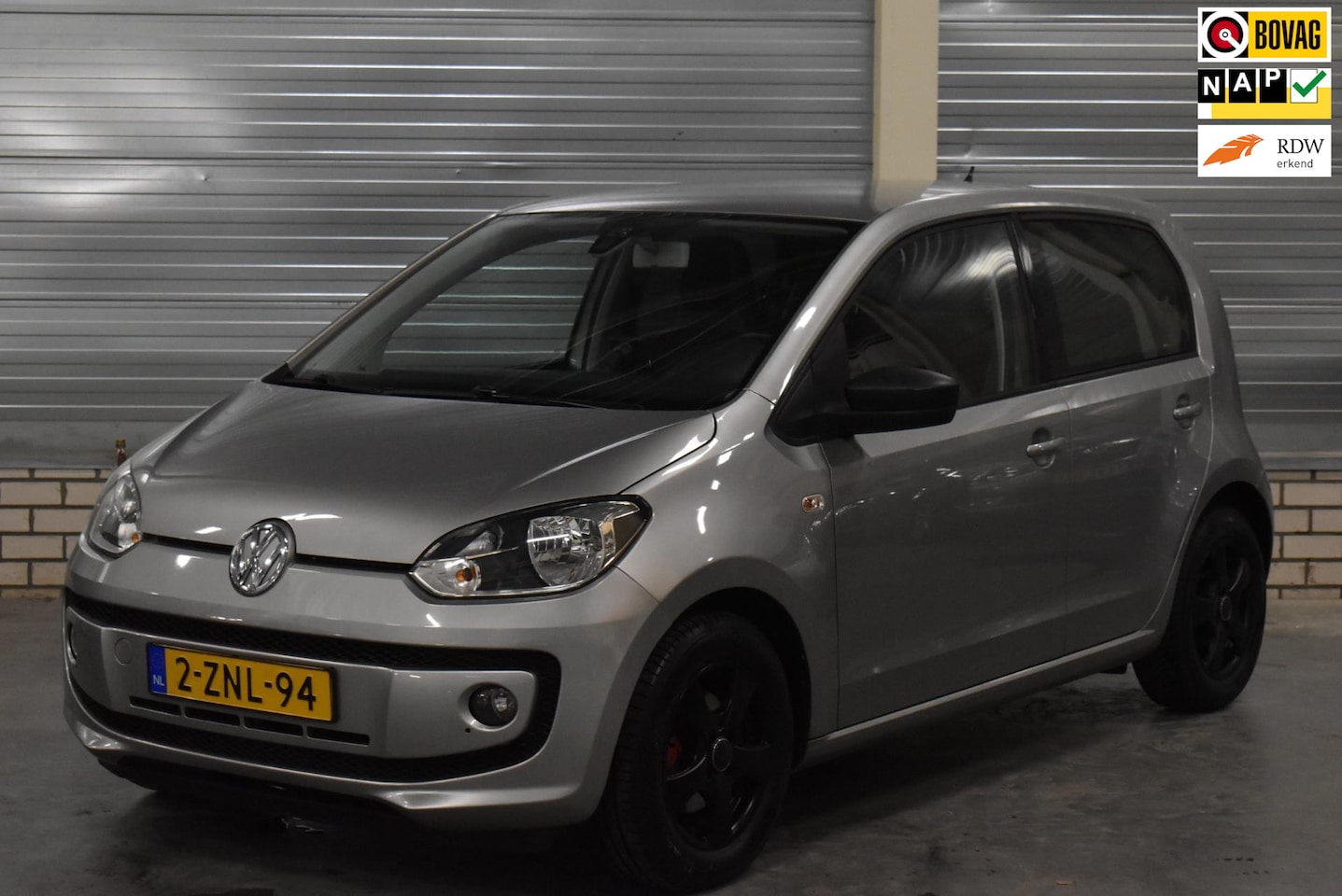 Volkswagen Up! - 1.0 high up! BlueMotion + Bluetooth|Parkeersensoren| - AutoWereld.nl