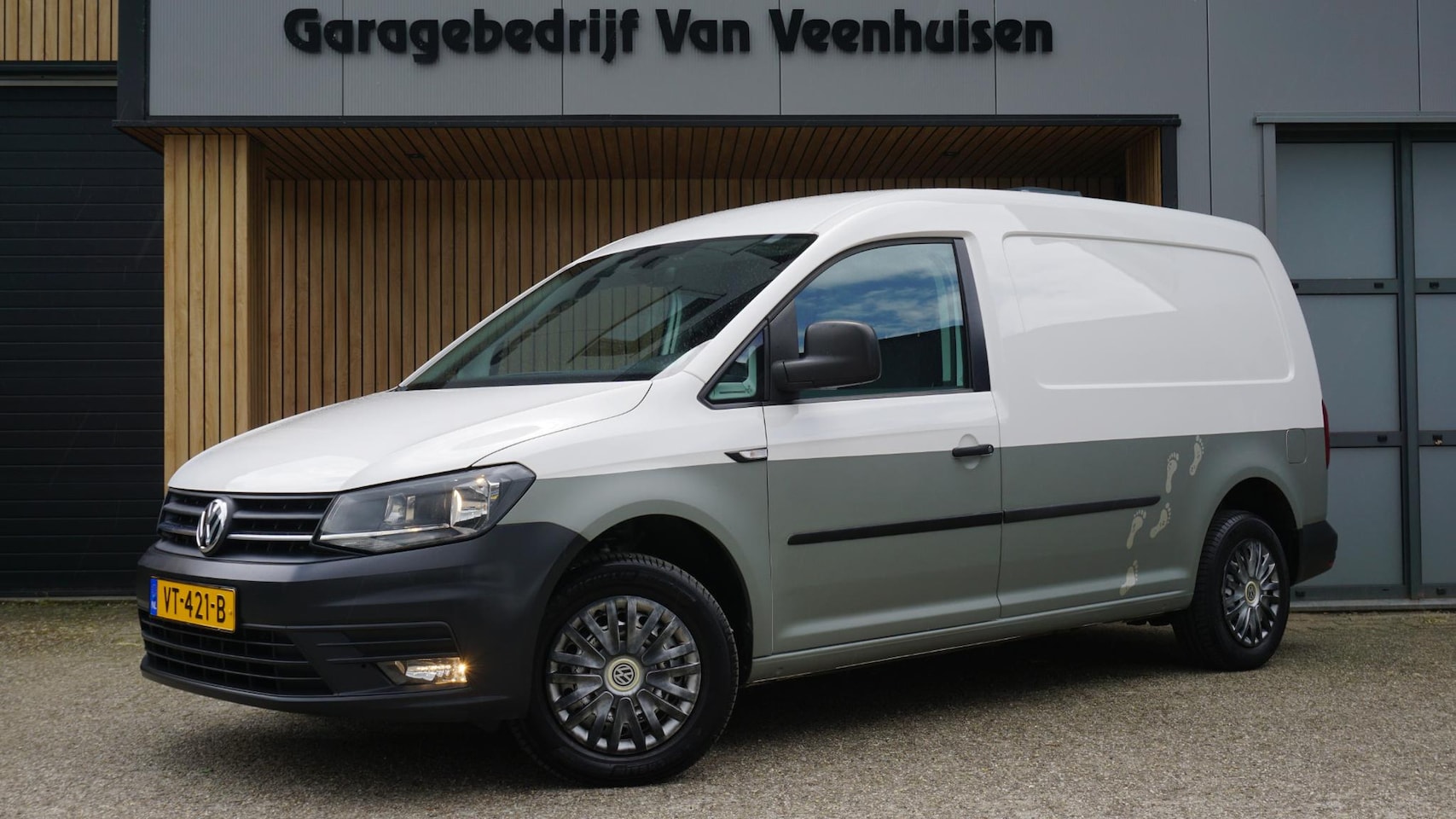 Volkswagen Caddy Maxi - 2.0 TDI 102pk L2H1 [ Camper-Edition ] Tent 2-Persoons *Compleet ingericht* 127133km! NL Ca - AutoWereld.nl