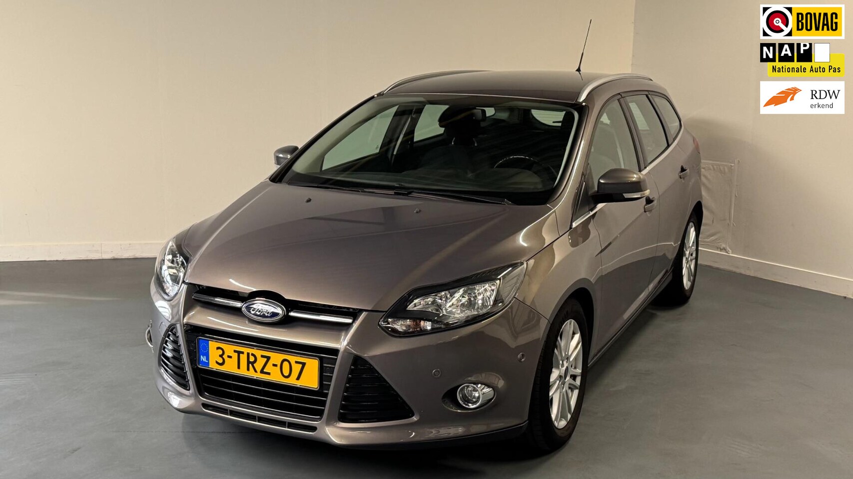 Ford Focus Wagon - 1.0 EcoBoost Edition Plus | NL-AUTO | 1E EIGENAAR | PARKEERSENS. | VERWARM. VOORRUIT | NAV - AutoWereld.nl