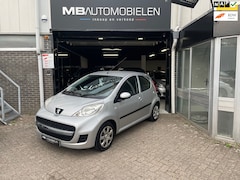 Peugeot 107 - 1.0-12V Sublime/Apk/5 Deurs/Nap/elektrische ramen/Airco/trekhaak
