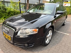 Audi A4 Avant - 1.6 Advance / Navi / PDC / Clima