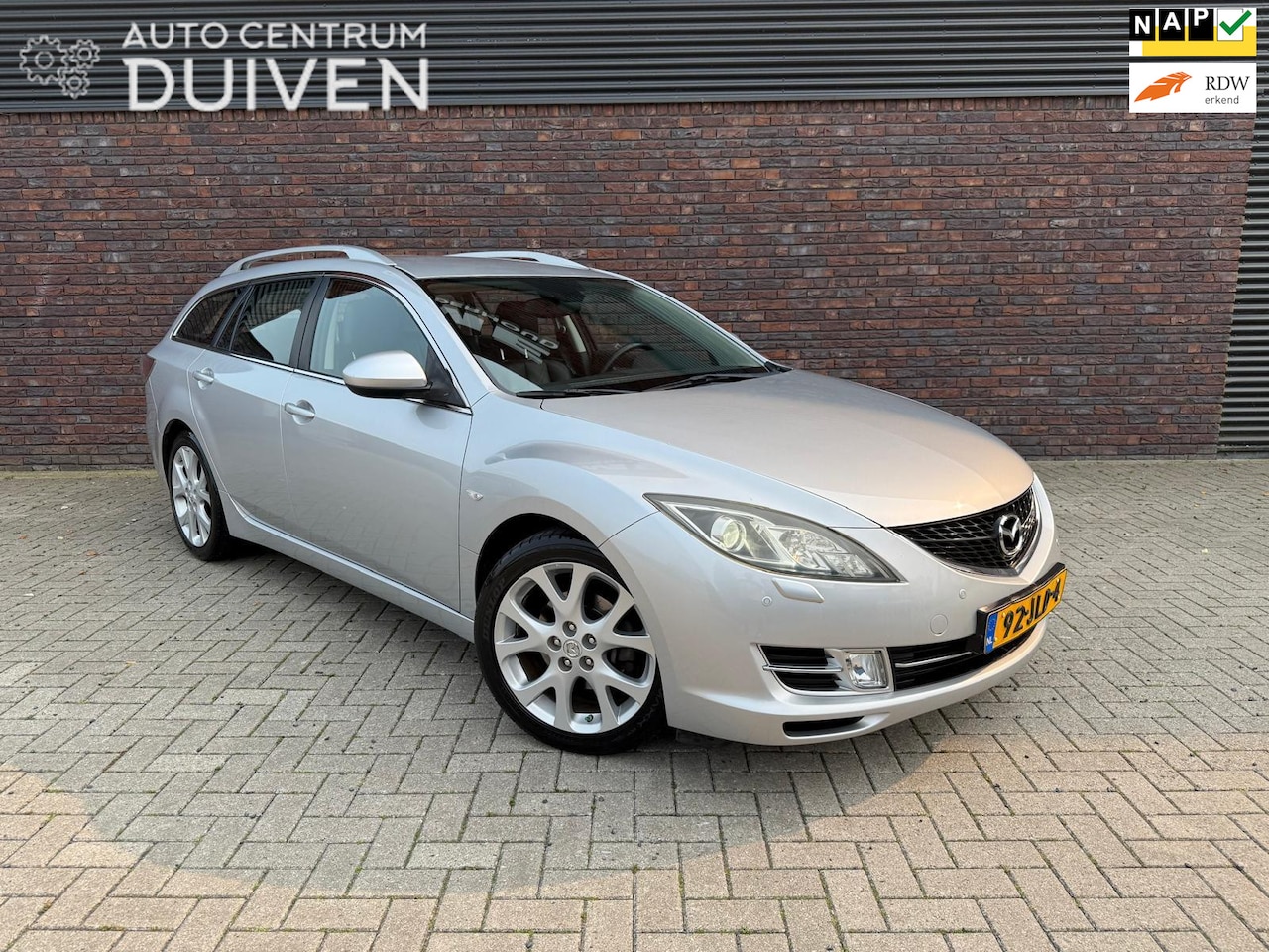 Mazda 6 Sportbreak - 2.5 S-VT Executive | Dealer Onderhouden | 2e EIG | Nw APK | Trekhaak - AutoWereld.nl