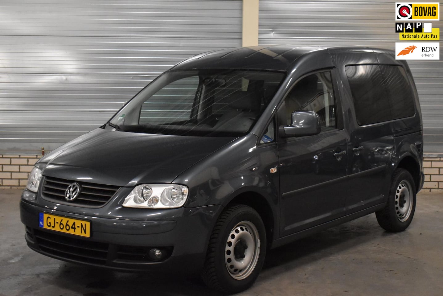 Volkswagen Caddy - 1.6 Comfortline 5p. 1.6 Comfortline 5p. - AutoWereld.nl