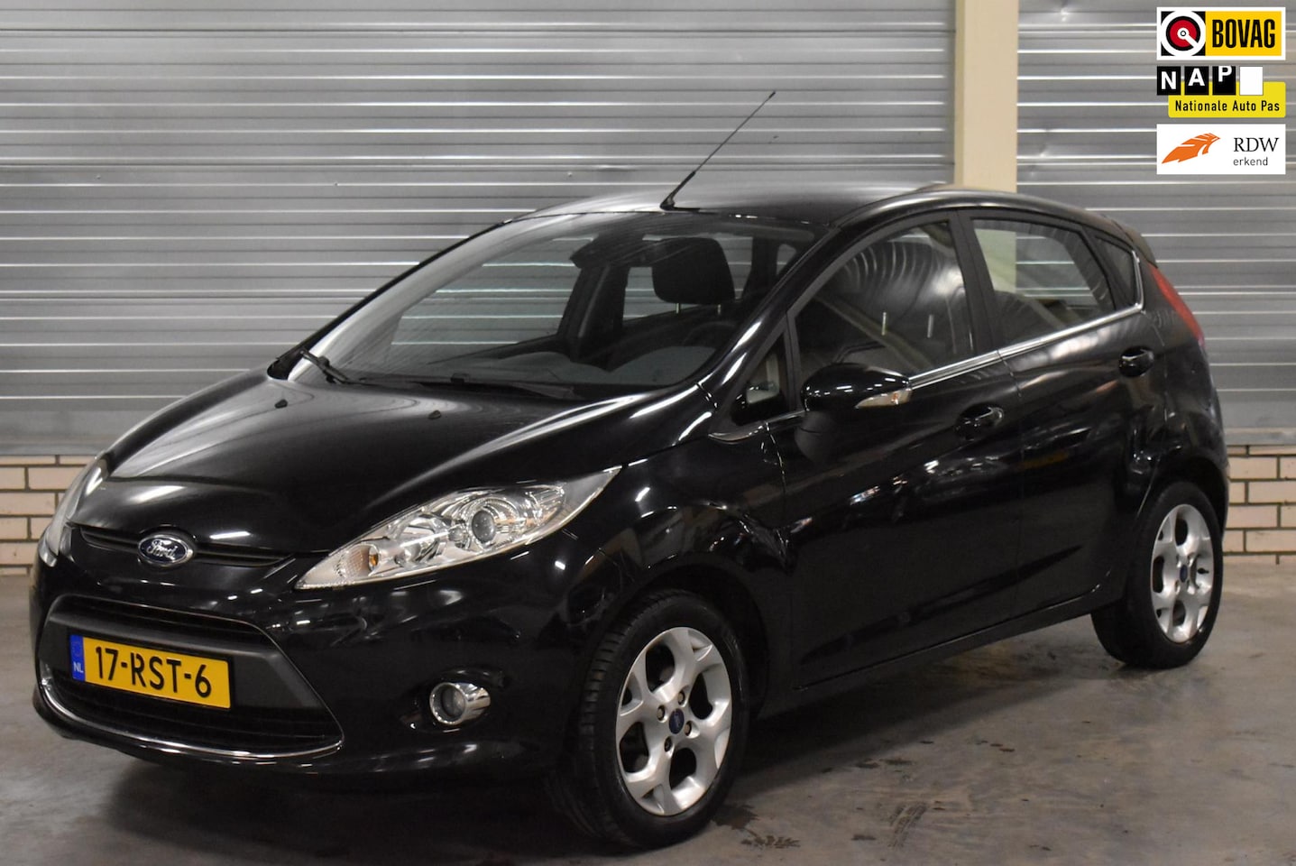 Ford Fiesta - 1.4 Titanium X-Pack 97PK + Climate Control|Cruise Control|Parkeersensoren|Bluetooth| - AutoWereld.nl