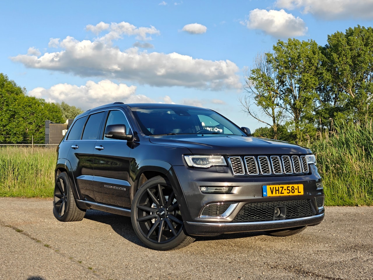 Jeep Grand Cherokee - 3.0 CRD Limited Full Option! Grijs Kenteken! - AutoWereld.nl