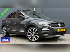 Volkswagen T-Roc - 1.5 TSI Sport Pano.dak/Trekhaak/Navi+/Clima