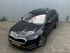 Skoda Octavia Combi - E-TSI 110PK BUSINESS PLUS PANORAMADAK CARPLAY VIRTUAL NAP NEDERLANDSE AUTO