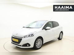 Peugeot 208 - 1.2 PureTech Allure 110 PK | Navigatie | Panoramadak | Climate control | Camera | Cruise c