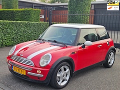 MINI Cooper - 1.6Cooper Chili|Leder|Airco|Stoelverwarming|Nw Apk|Bluetooth|