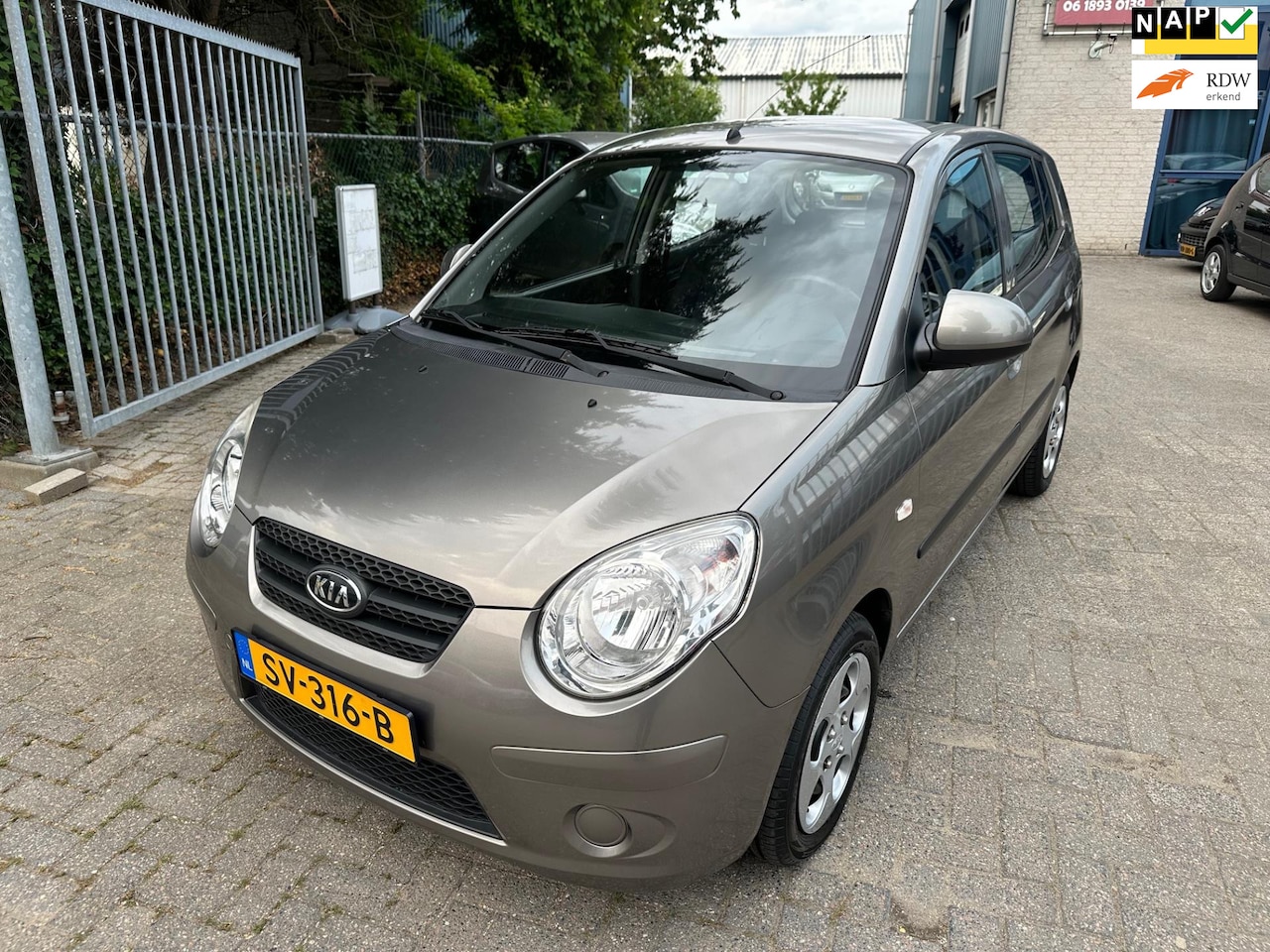 Kia Picanto - 1.1 Fifteen 1.1 Fifteen, Airco, Apk 06/2026, 5 deurs - AutoWereld.nl