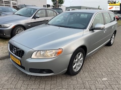 Volvo V70 - 2.0 D3 Kinetic prijs exclusief BPM €3500