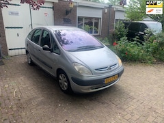 Citroën Xsara Picasso - 1.8i-16V Différence nieuwe apk ?