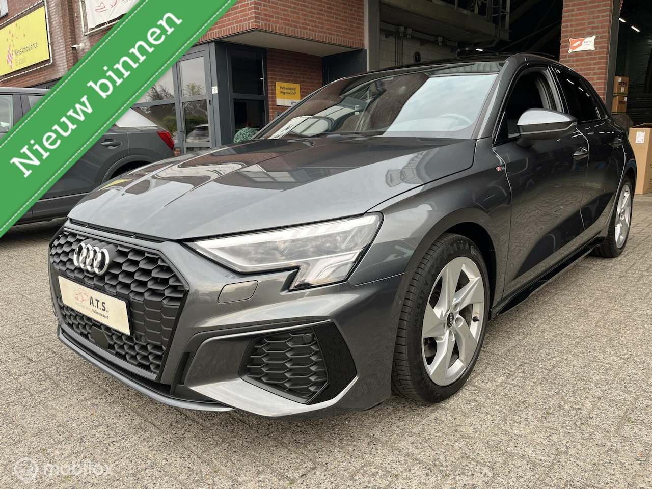 Audi A3 Sportback - 30 TFSI S-LINE NAVI*PANO-DAK*LEDER*LED*PDC* - AutoWereld.nl