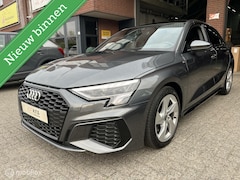 Audi A3 Sportback - 30 TFSI S-LINE NAVI*PANO-DAK*LEDER*LED*PDC