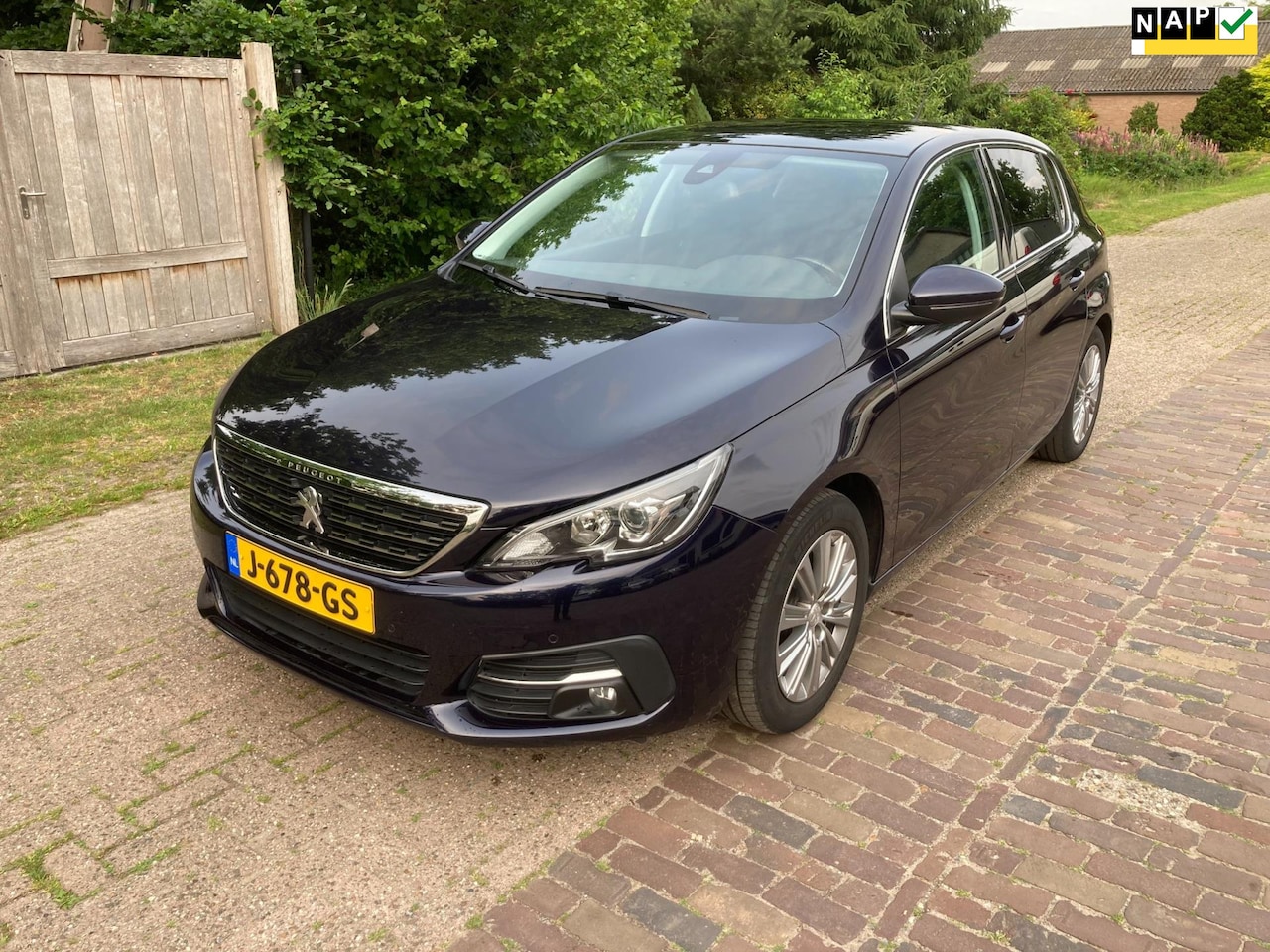 Peugeot 308 - 1.2 PureTech Blue Lease Premium pano dak, PDC V+A, ECC, CC, Navi. - AutoWereld.nl