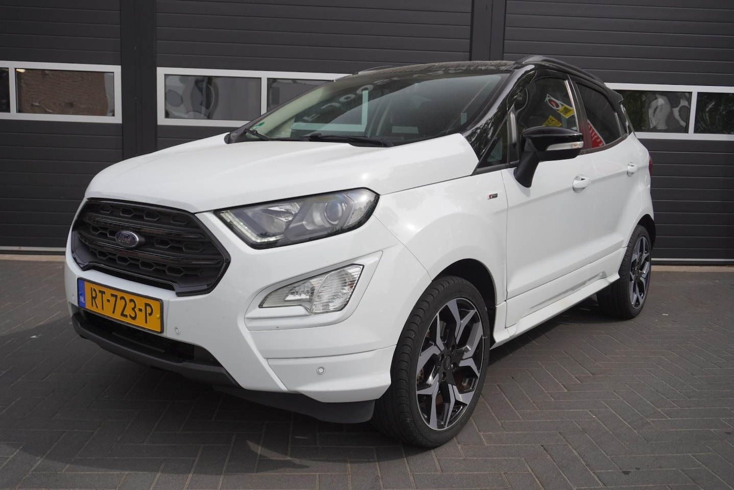 Ford EcoSport - 1.0 EcoBoost ST-Line Navi/Climate Control/Camera/Park.sensoren/Stoel- en stuurwiel verwarm - AutoWereld.nl