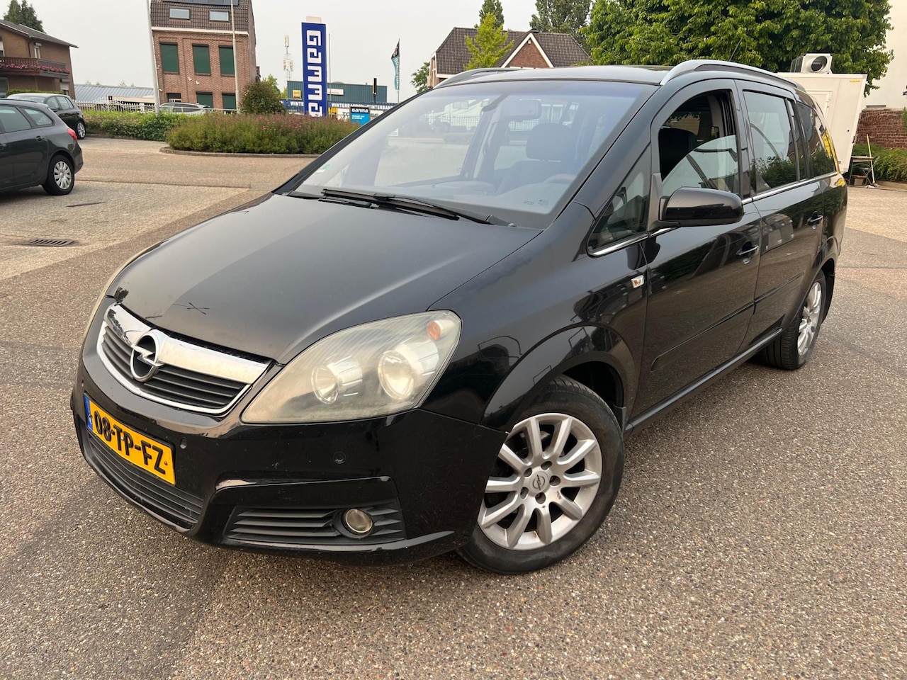 Opel Zafira - 1.6 Cosmo CLIMA AIRCO APK NAP Trekhaak - AutoWereld.nl