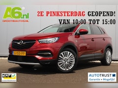 Opel Grandland X - 1.2 Turbo Business Executive 131PK Automaat Trekhaak Keyless Comfortstoelen 18 inch LMV Na