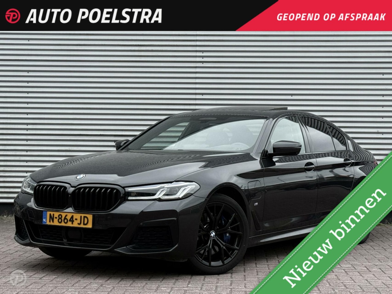 BMW 5-serie - 530e xDrive High Executive M Sport Schuifdak HUD Trekhaak Soft-Close Laser LED Harman Kard - AutoWereld.nl