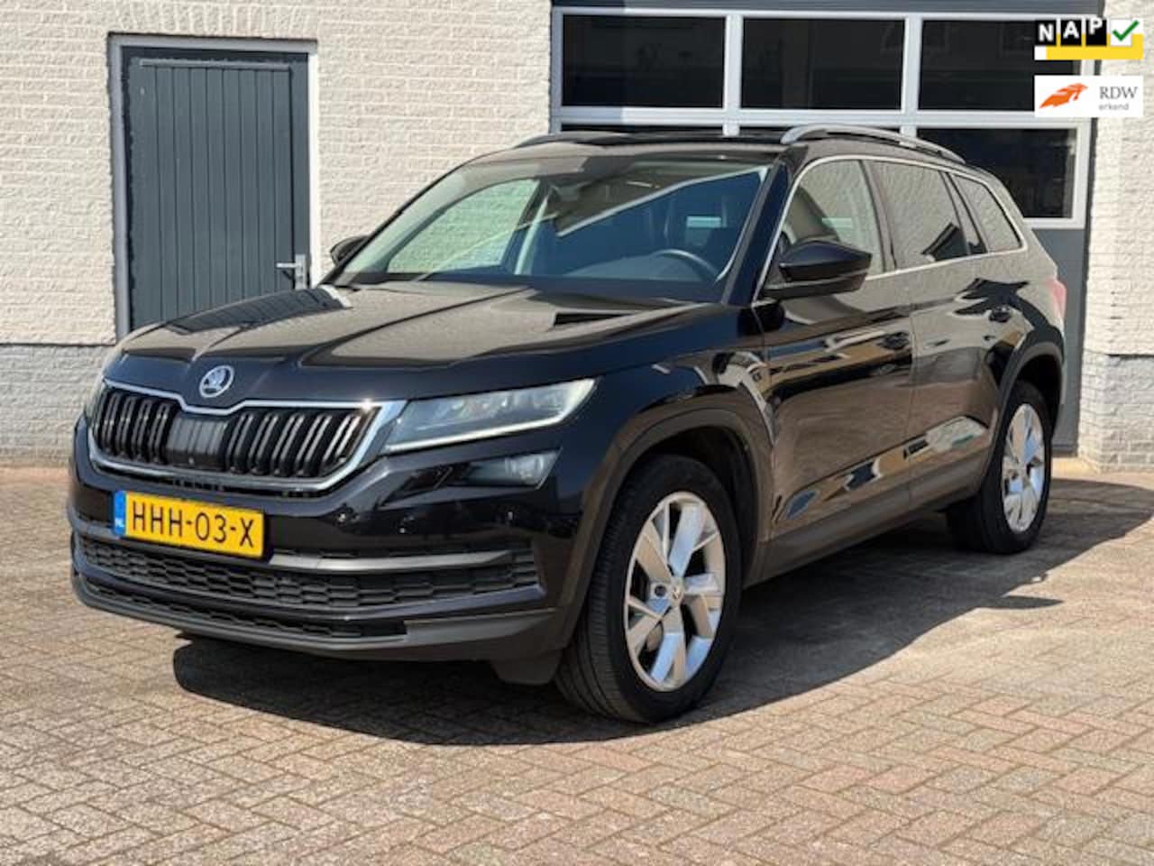 Skoda Kodiaq - 2.0 TSI 4x4 Style 7p DSG, Pano, 360 camera - AutoWereld.nl