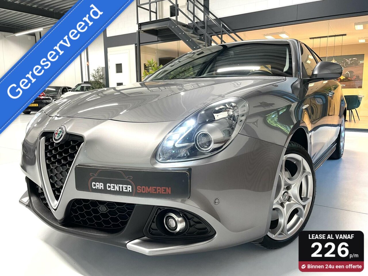 Alfa Romeo Giulietta - 1.4 Turbo MultiAir Business/ Leder/ 18''LMV/ Navi/ PDC - AutoWereld.nl