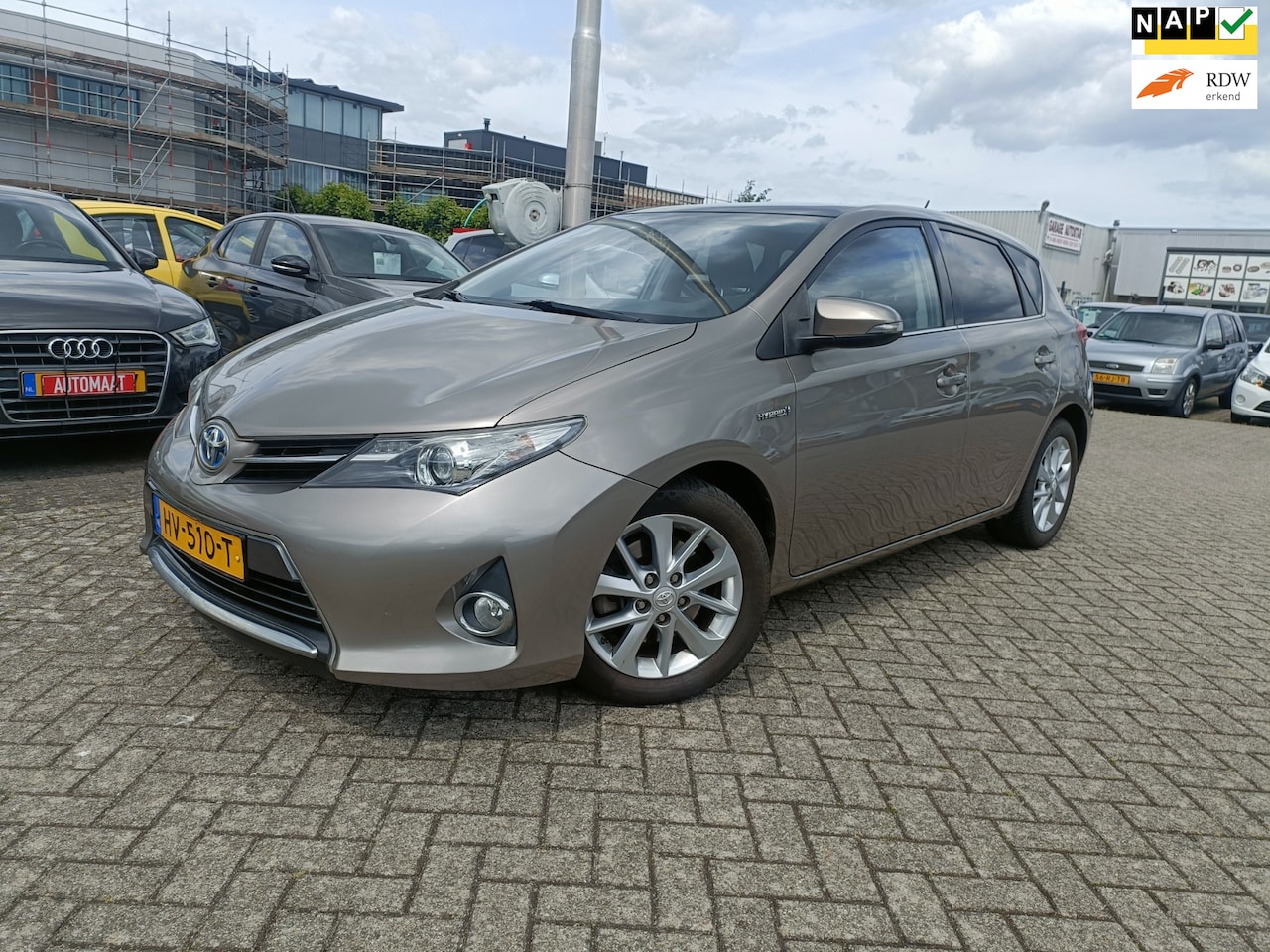 Toyota Auris - 1.8 Hybrid Lease/PANO/CAMERA - AutoWereld.nl
