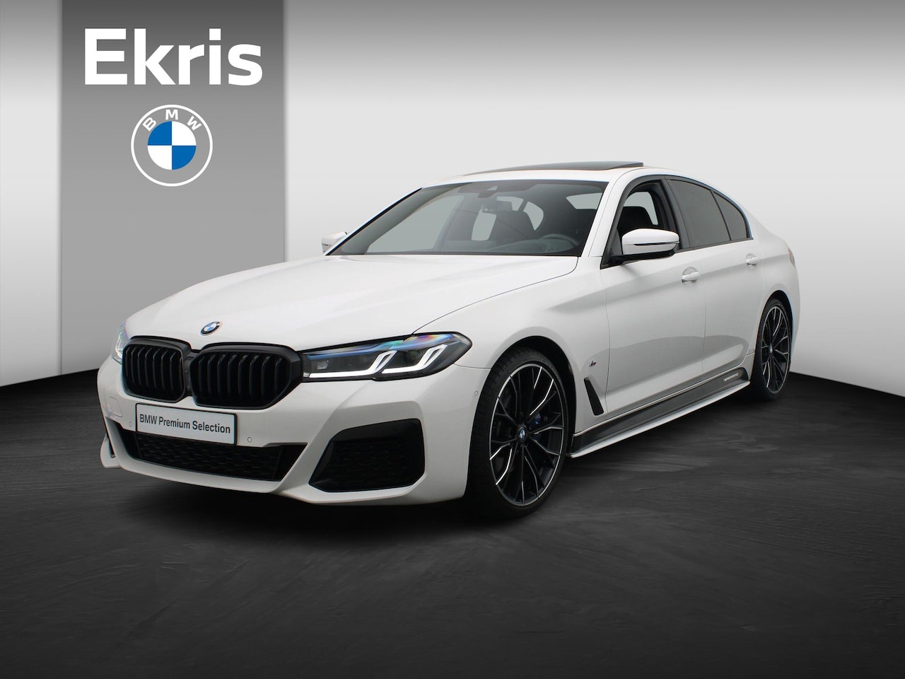 BMW 5-serie - Sedan 530i High Executive | M Sportpakket | Audio Media Pack | Parking Pack | Schuifdak | - AutoWereld.nl