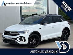 Volkswagen T-Roc - 1.5 TSI R-Line Business | Pano-Dak/IQ Light/19"/Virtual Cockpit/Carplay/Navi