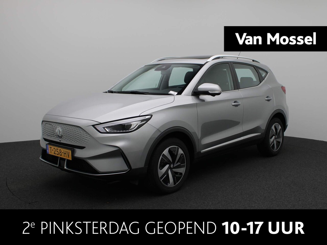 MG ZS - EV Standard Range Luxury 50 kWh | Leder | Navi | Panoramadak | Camera | Led Koplampen | Ad - AutoWereld.nl