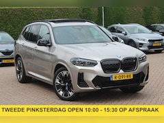 BMW iX3 - Executive 80 kWh / SoH 99% / Trekhaak / Panoramadak / Camera / Leder / 20'' / DAB / Sfeerv