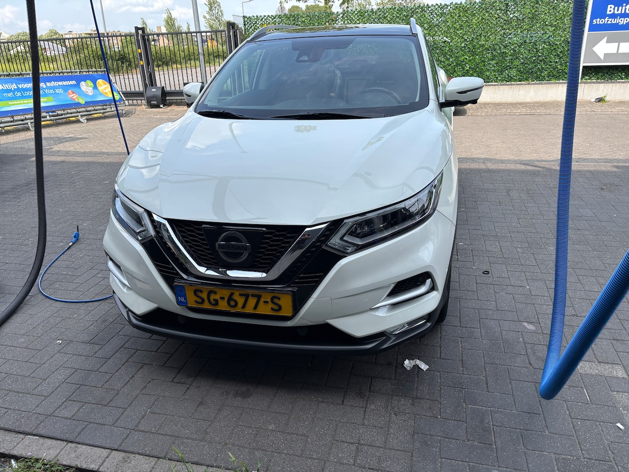 Nissan Qashqai - 1.2 Tekna + Heel nette auto bom vol - AutoWereld.nl