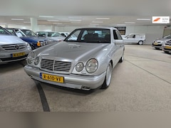 Mercedes-Benz E-klasse - 280 Avantgarde. Nieuwe apk Zeer netjes veel opties